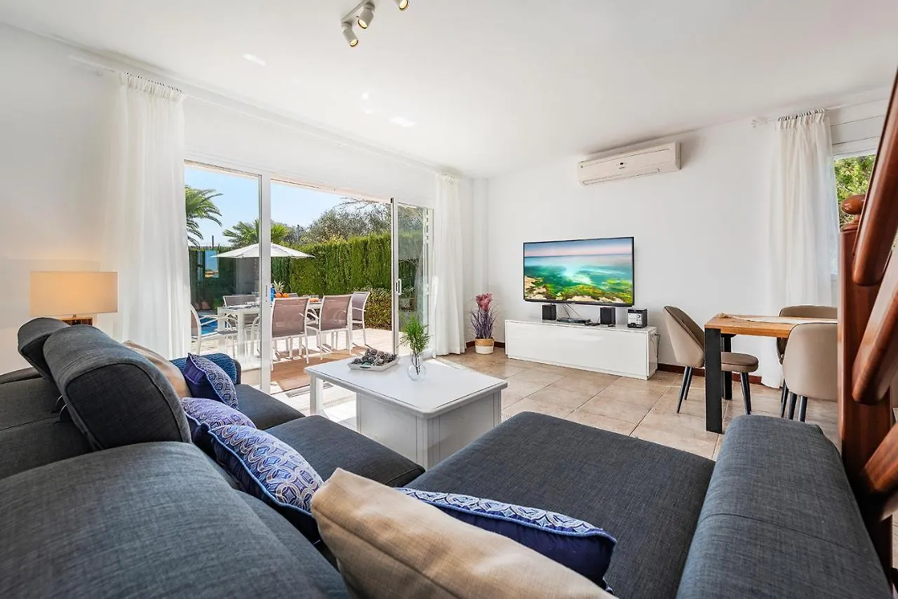 Charming Semi-Detached Holiday Home By The Sea II Alcudia